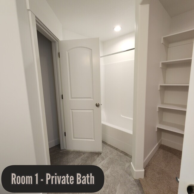 Building Photo - 3740 3740 W