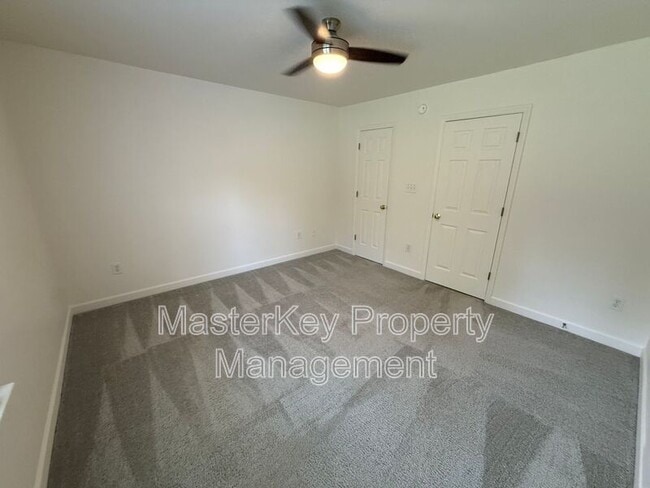 Building Photo - 5420 Goldenglow Way