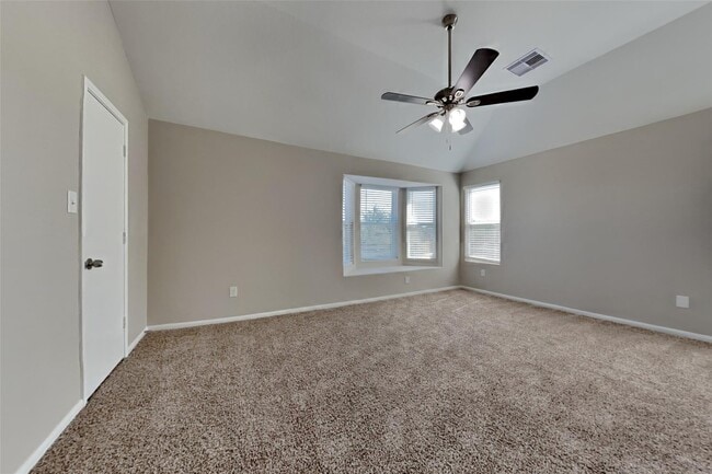 Building Photo - 16758 N Rail Dr