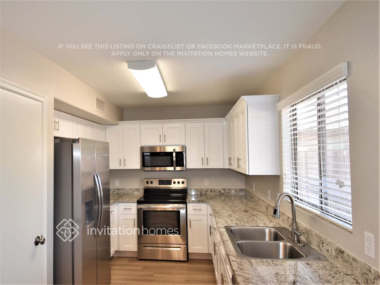 Building Photo - 15830 W Papago St