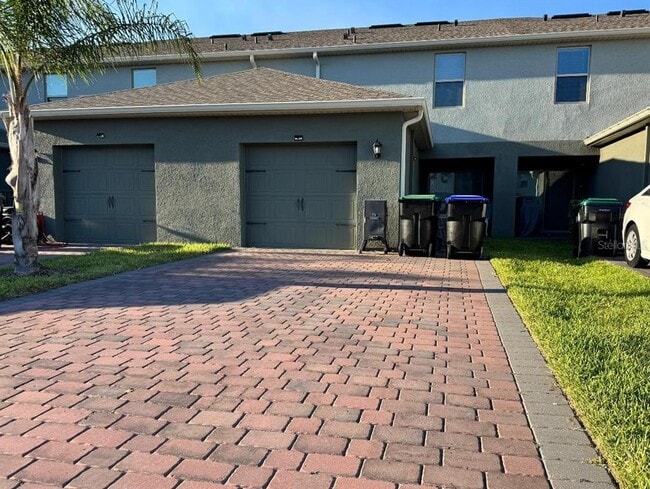 Building Photo - 13286 Pontoon Rd