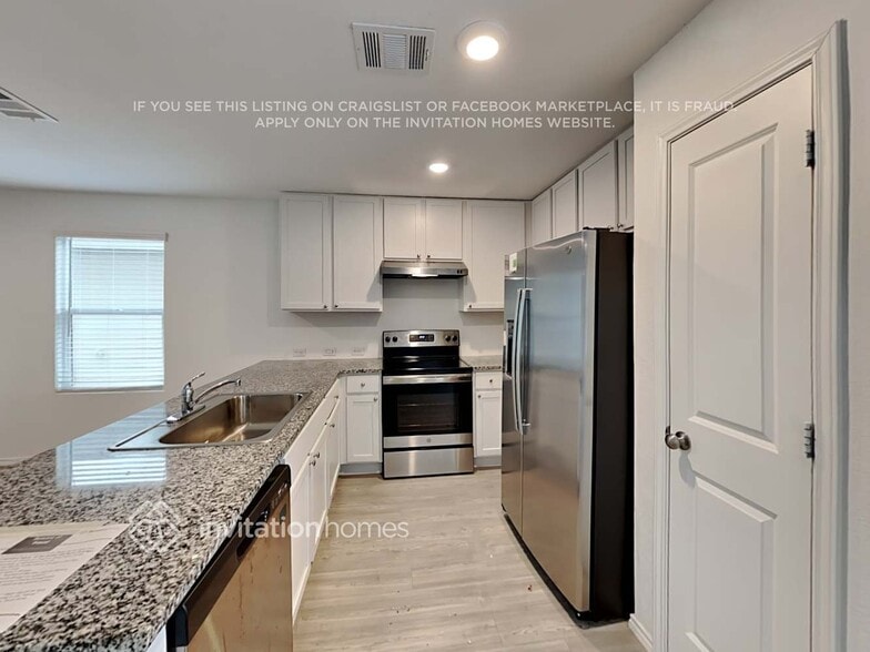 Building Photo - 109 Parish Ln