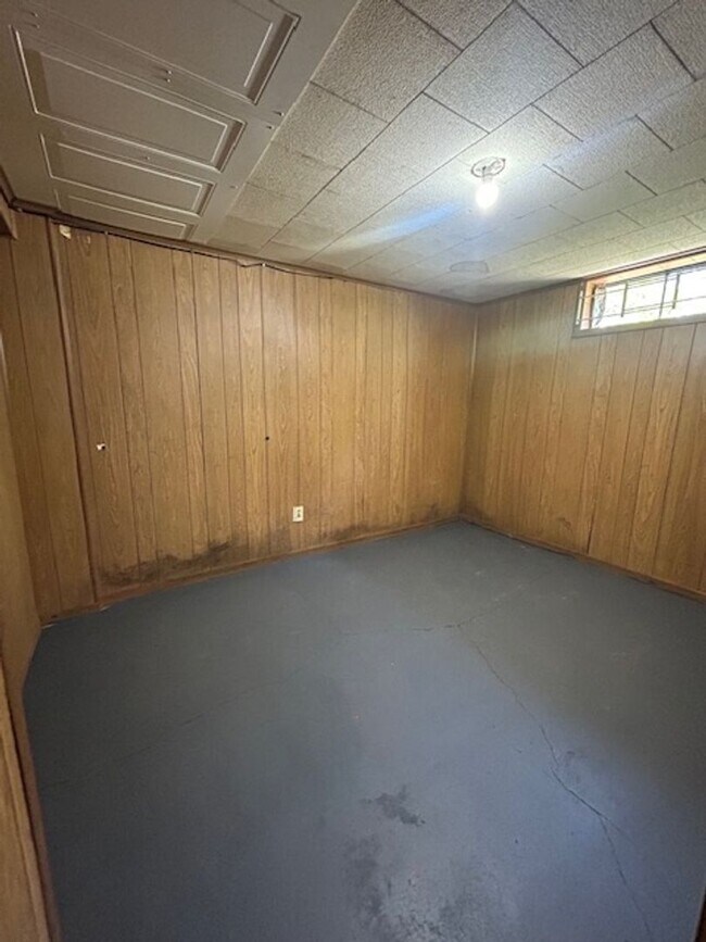 Building Photo - Bright Cape w/ Sunroom, Central Air, Big Basement & Backyard Shed