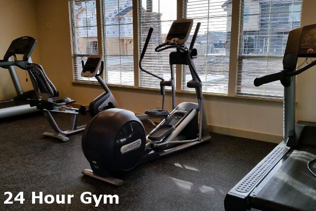 Building Photo - 1576 W Deer Crest St