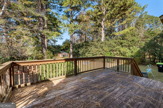 Building Photo - 255 Woodstream Dr