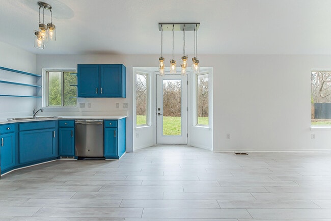 Building Photo - 1563 Scio Ridge Rd