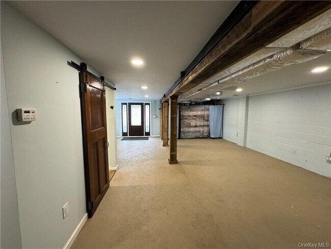 Building Photo - 317 Overlook Ct
