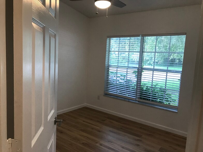 Bedroom 2 - 760 Riviera Dr NE