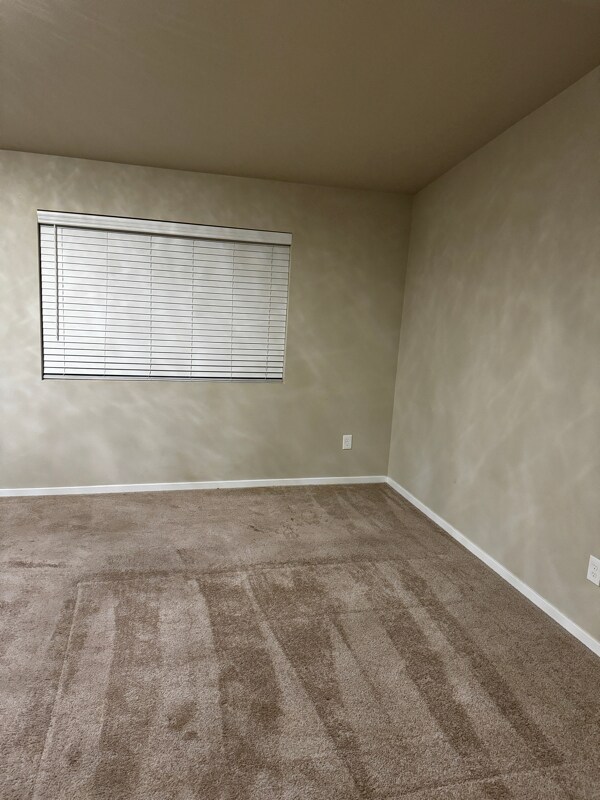 Building Photo - 16522 45th Ave E