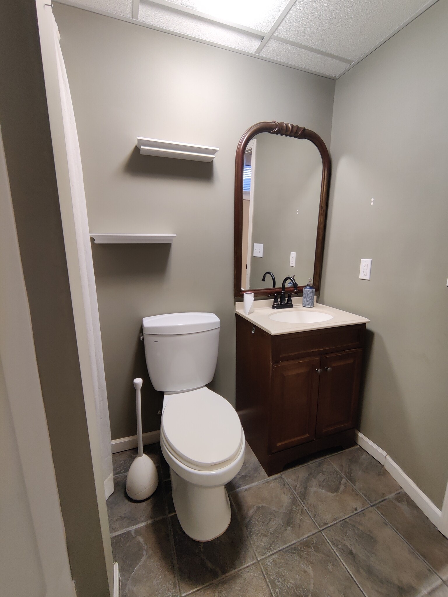 Basement bath - 4733 France Ave S