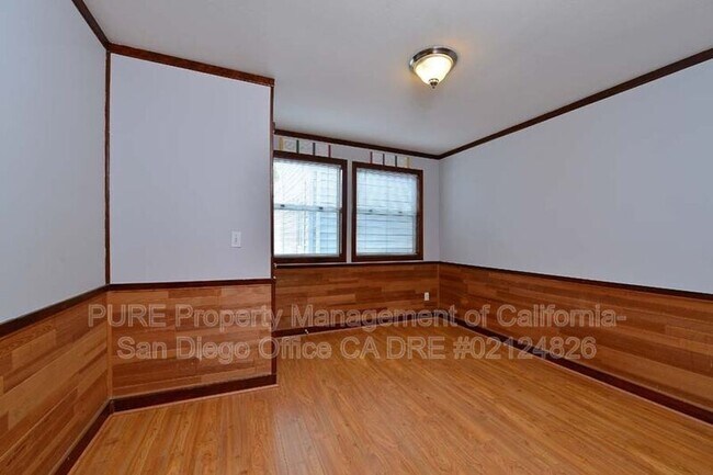 Building Photo - 1535 Meade Ave