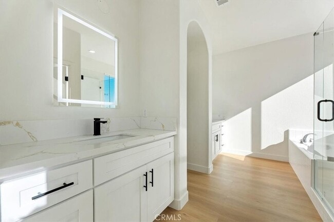 Building Photo - 2870 Newcastle Way