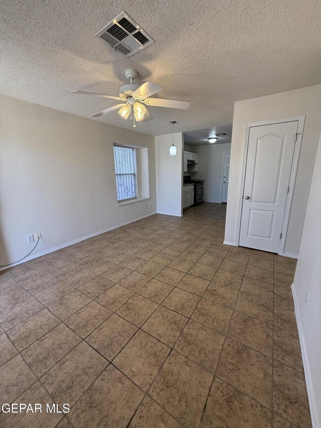 Building Photo - 12320 Robert Dahl Dr