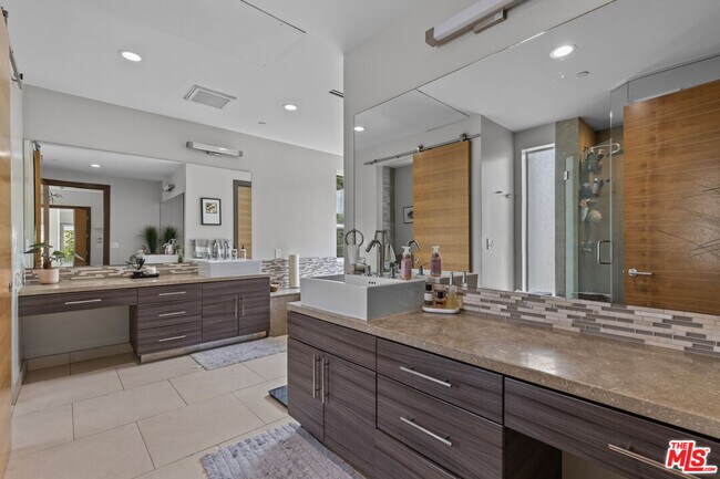 Building Photo - 16424 Marbro Dr