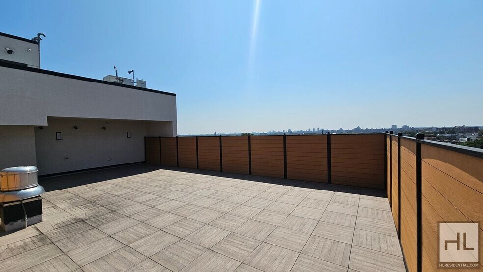 Building Photo - Modern 1-Bedroom with Balcony in Prime Nor...