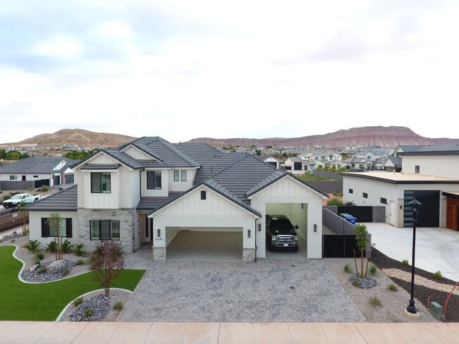 Building Photo - 5 Bedroom Home In Washington Fields