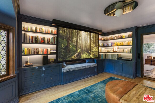 Building Photo - 4880 Queen Florence Ln