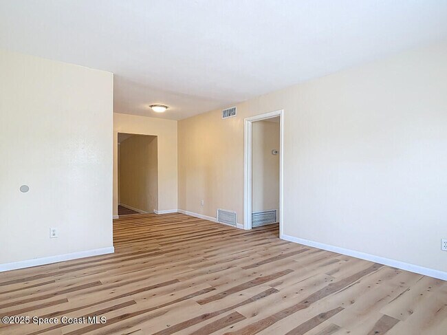 Building Photo - 1590 Hilldale Rd