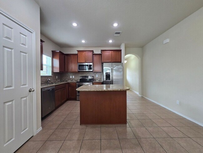 Building Photo - 9507 Adeel Dr