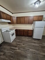 Building Photo - 4049 6th Ave