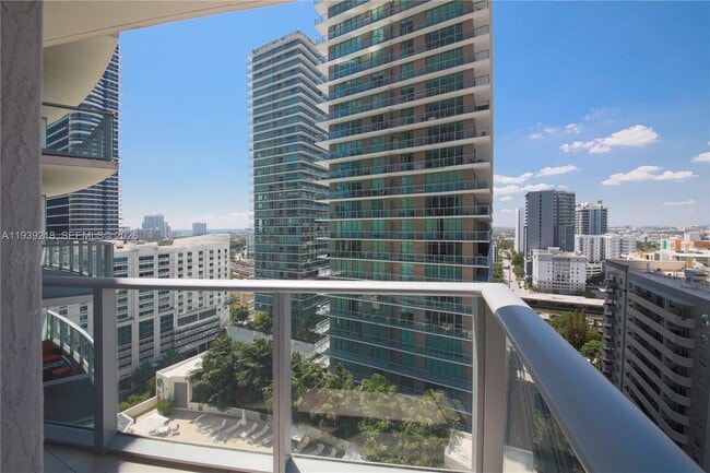 Building Photo - 1100 S Miami Ave