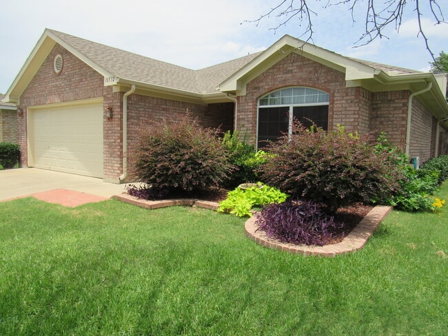 Building Photo - 10532 Braewood Dr