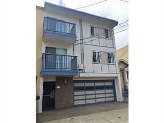 Building Photo - 424 Santa Barbara Ave