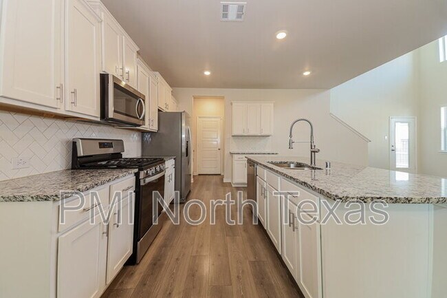 Building Photo - 2292 Jasper Dr