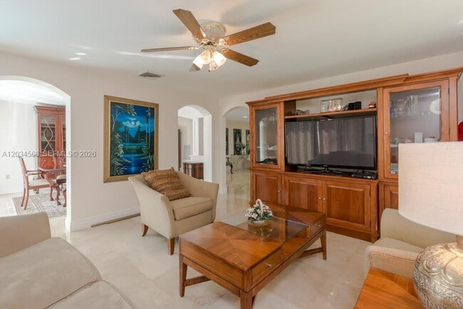 Building Photo - 4950 San Amaro Dr