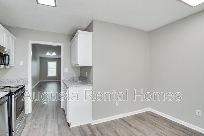 Building Photo - 4035 Calypso Dr