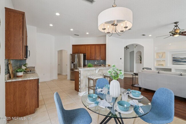 Building Photo - 10008 Sifton Ct