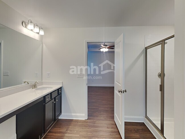 Building Photo - 3009 Hannah Rae Ct