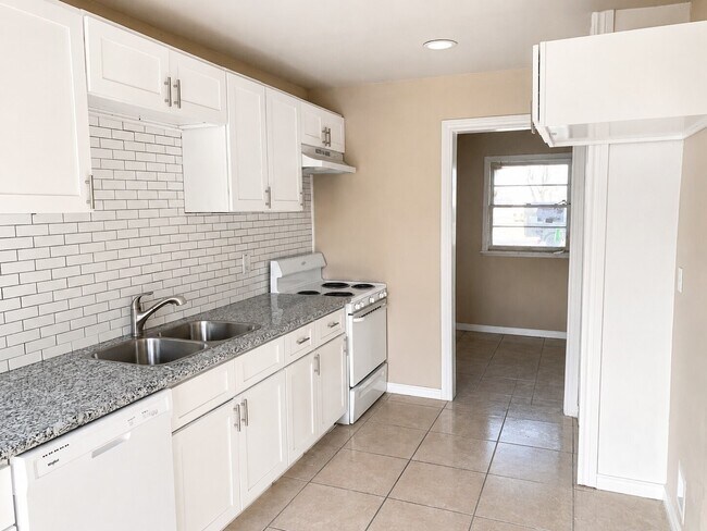 Building Photo - 603 Wisteria St