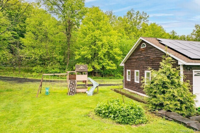 Building Photo - 831 County Route 12