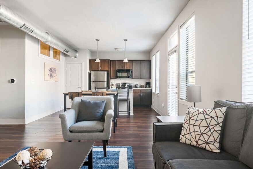 Building Photo - 235 S Delaware St