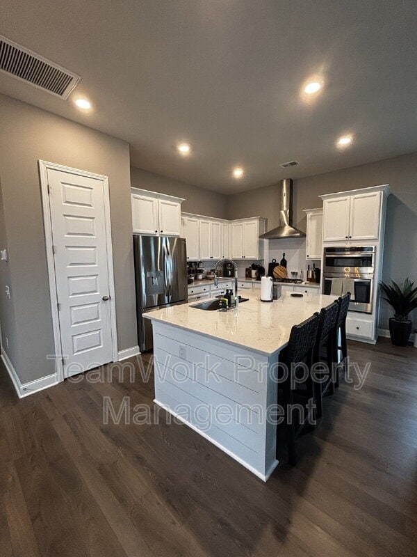 Building Photo - 214 Narrowleaf Ave