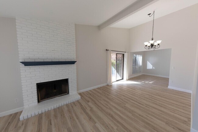 Building Photo - 4283 E Agave Rd