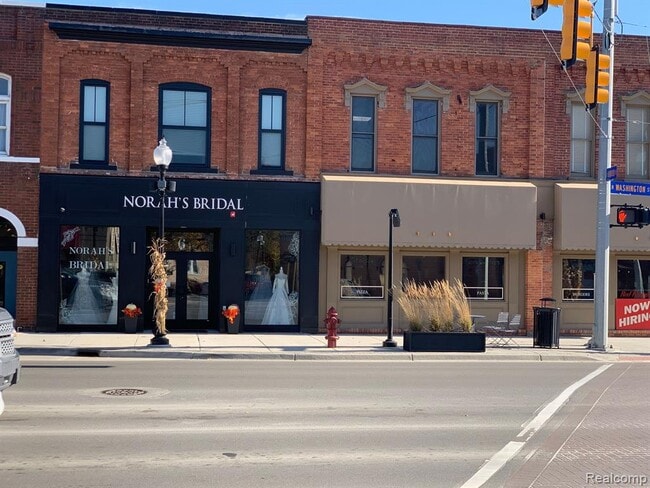 Primary Photo - 6 N Washington St