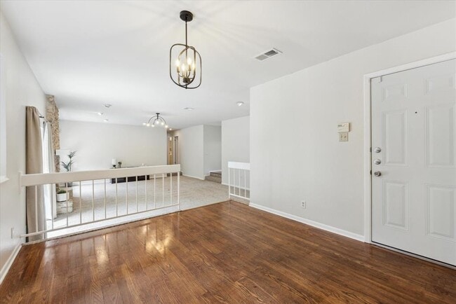 Building Photo - 3609 Peregrine Falcon Dr