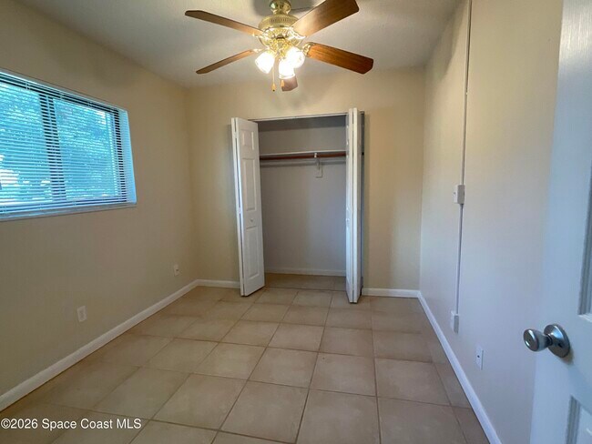 Building Photo - 435 Catamaran Dr