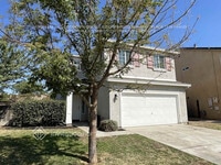 Building Photo - 2799 Silhouettes St