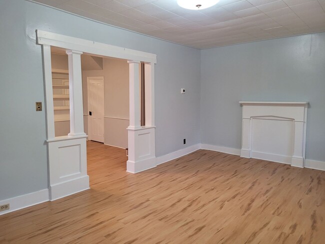 Building Photo - 120N. Penn St. - 2 bedroom house - $950/m ...