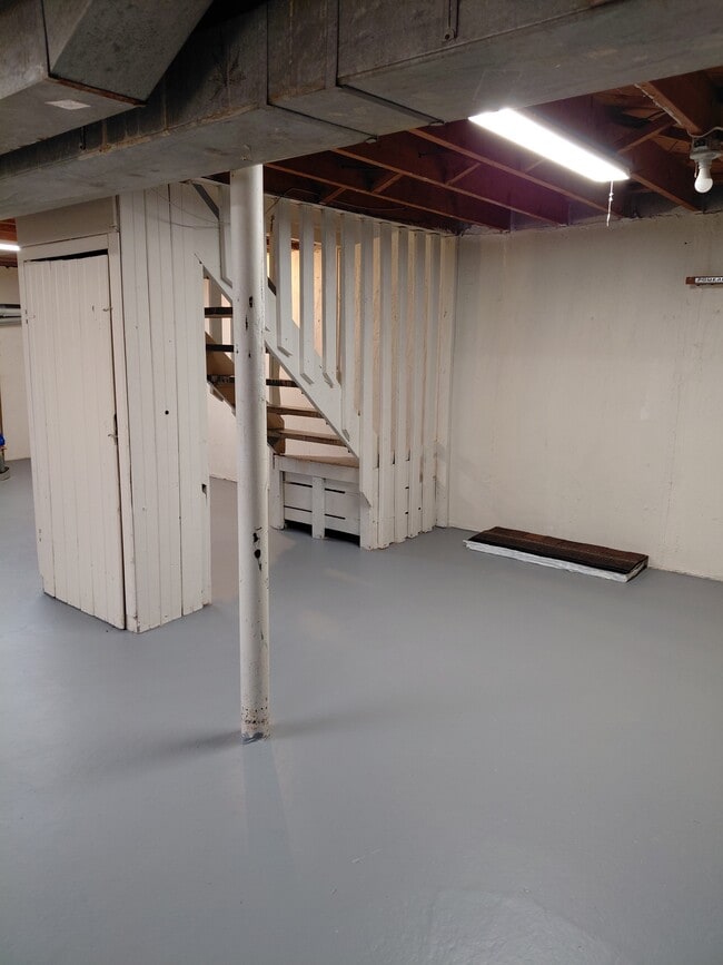 Building Photo - 2505 Stieber Ave