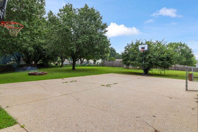 Building Photo - 1591 Barrett Dr