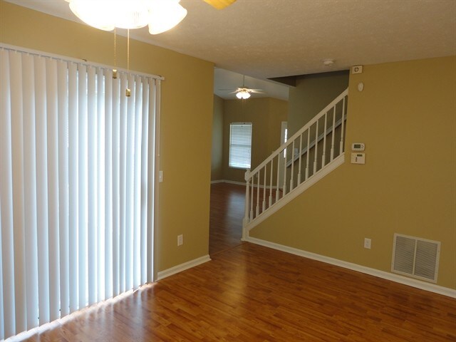 Building Photo - 4102 Loyala Chase Ln