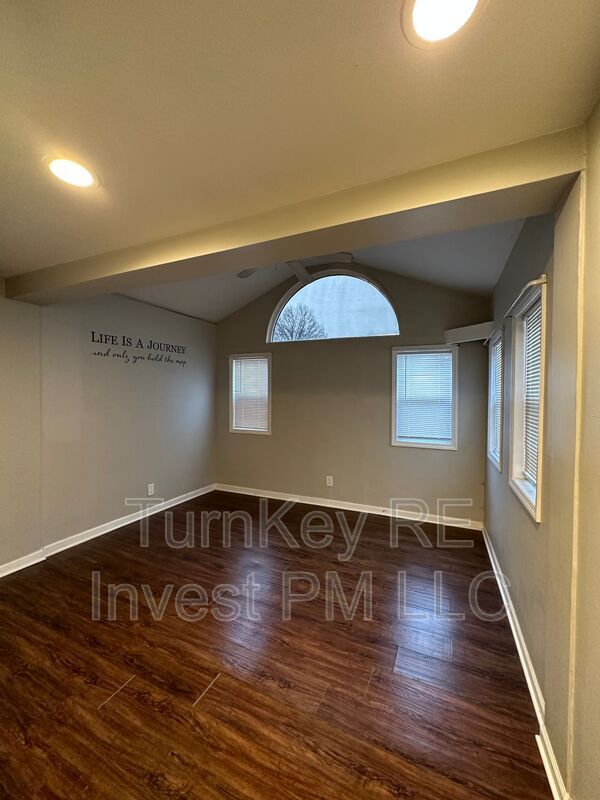Building Photo - 3734 148th Pl