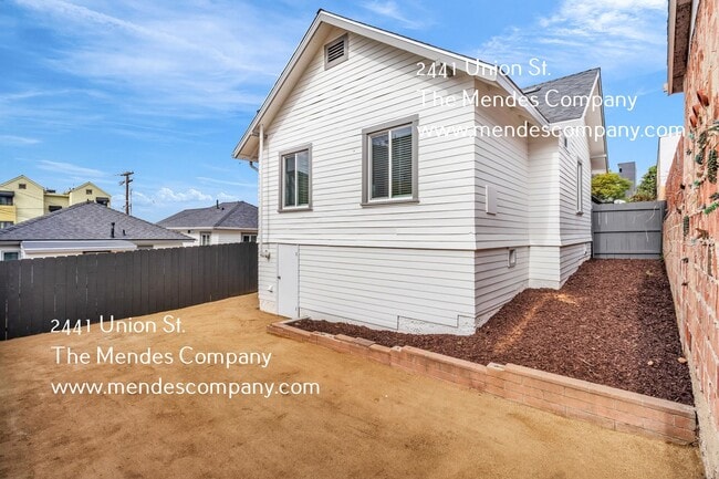 Building Photo - 2441 Union St