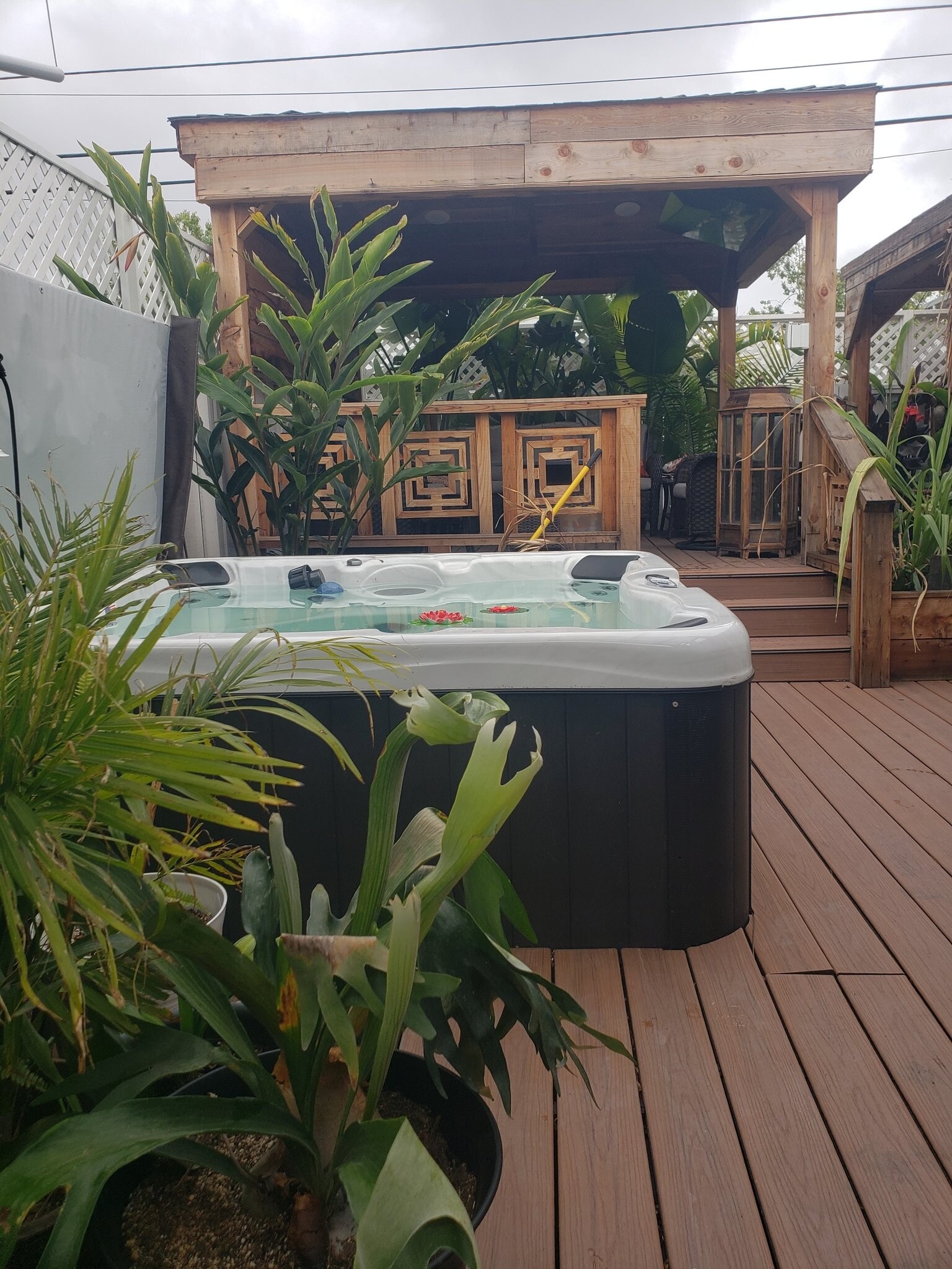 Building Photo - 1332 Sandia Ave