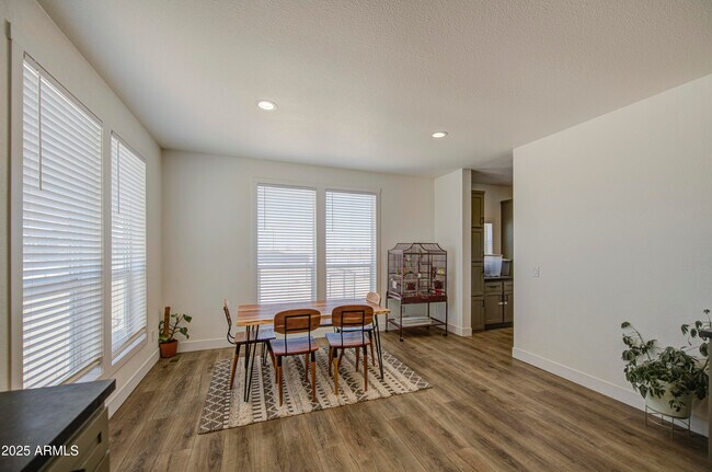 Building Photo - 4057 SOLAR St