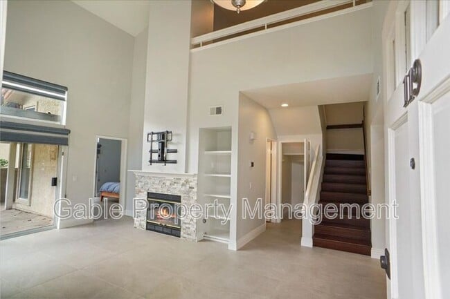 Building Photo - 23926 Arroyo Park Dr